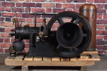 Sideview of a black gas engine